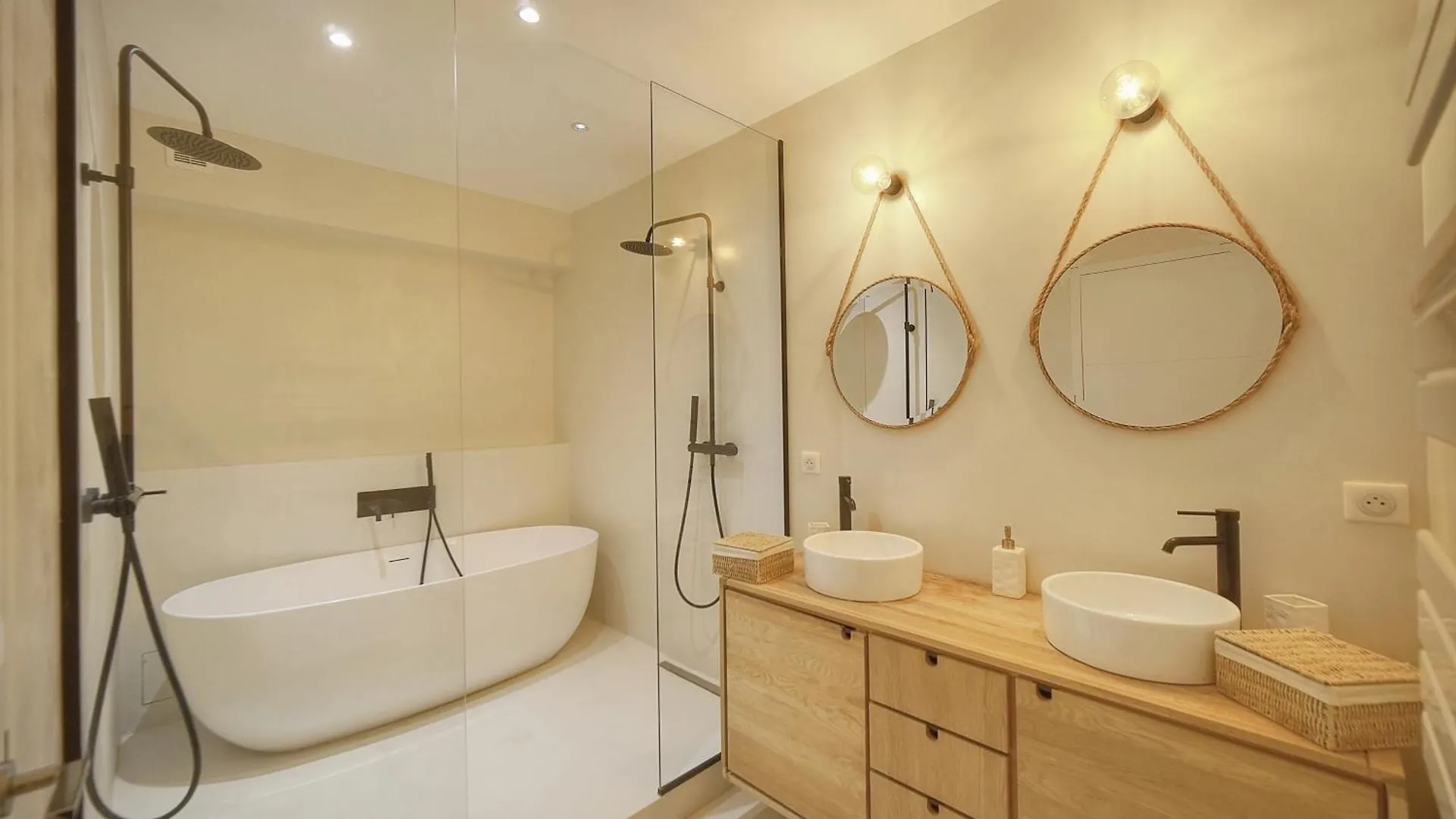 Elo - Loft 280M2- Luxe- 3Chambres - Vca Cannes