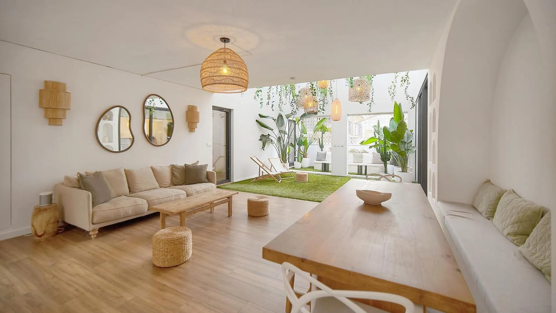 Elo - Loft 280M2- Luxe- 3Chambres - Vca Cannes 0*,  France